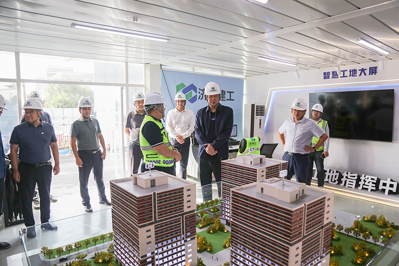 山東三箭集團(tuán)領(lǐng)導(dǎo)國慶期間調(diào)研督導(dǎo)重點項目建設(shè)